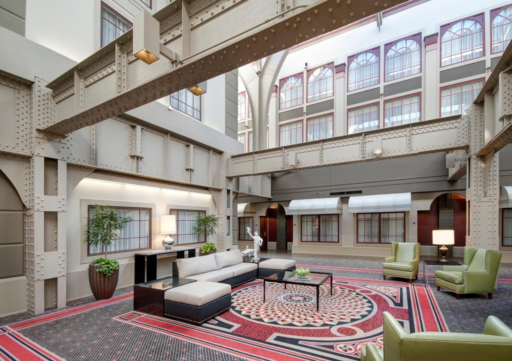 Crowne Plaza Indianapolis-Dwtn-Union Stn By Ihg Hotel Ngoại thất bức ảnh