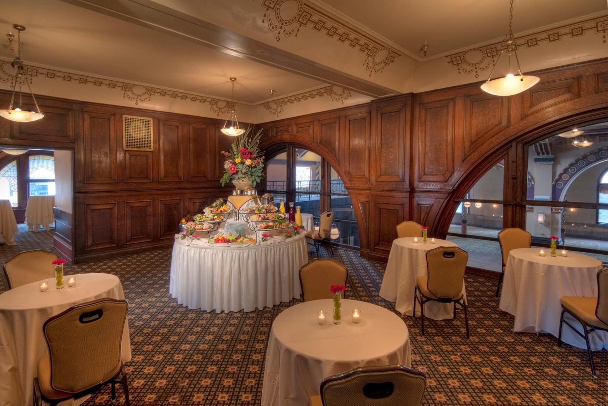 Crowne Plaza Indianapolis-Dwtn-Union Stn By Ihg Hotel Ngoại thất bức ảnh